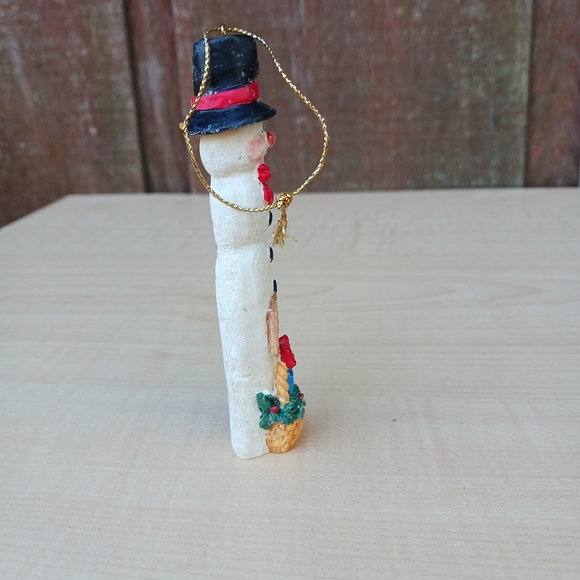 Skinny Tall Snowman Resin Merry Christmas Ornament 4.5" Holiday Decor - Picture 4 of 5